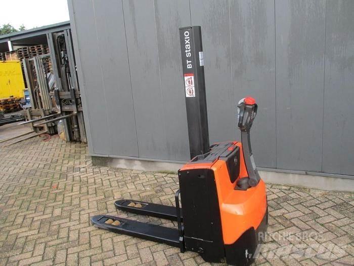 BT SWE 080L 行走控制式堆積機