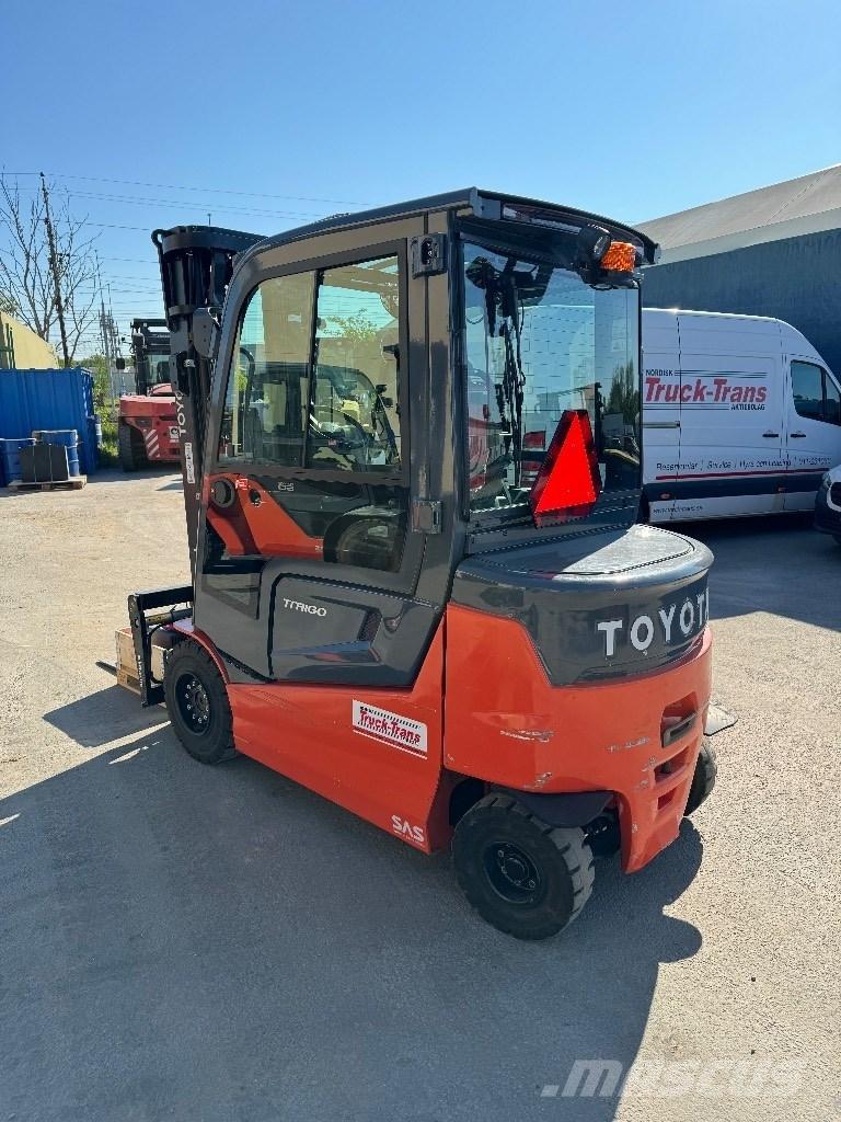 Toyota 9FBM30T 電動堆高機