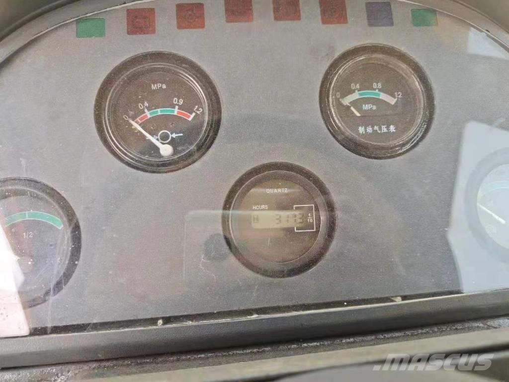 LiuGong 836 輪胎式裝載機