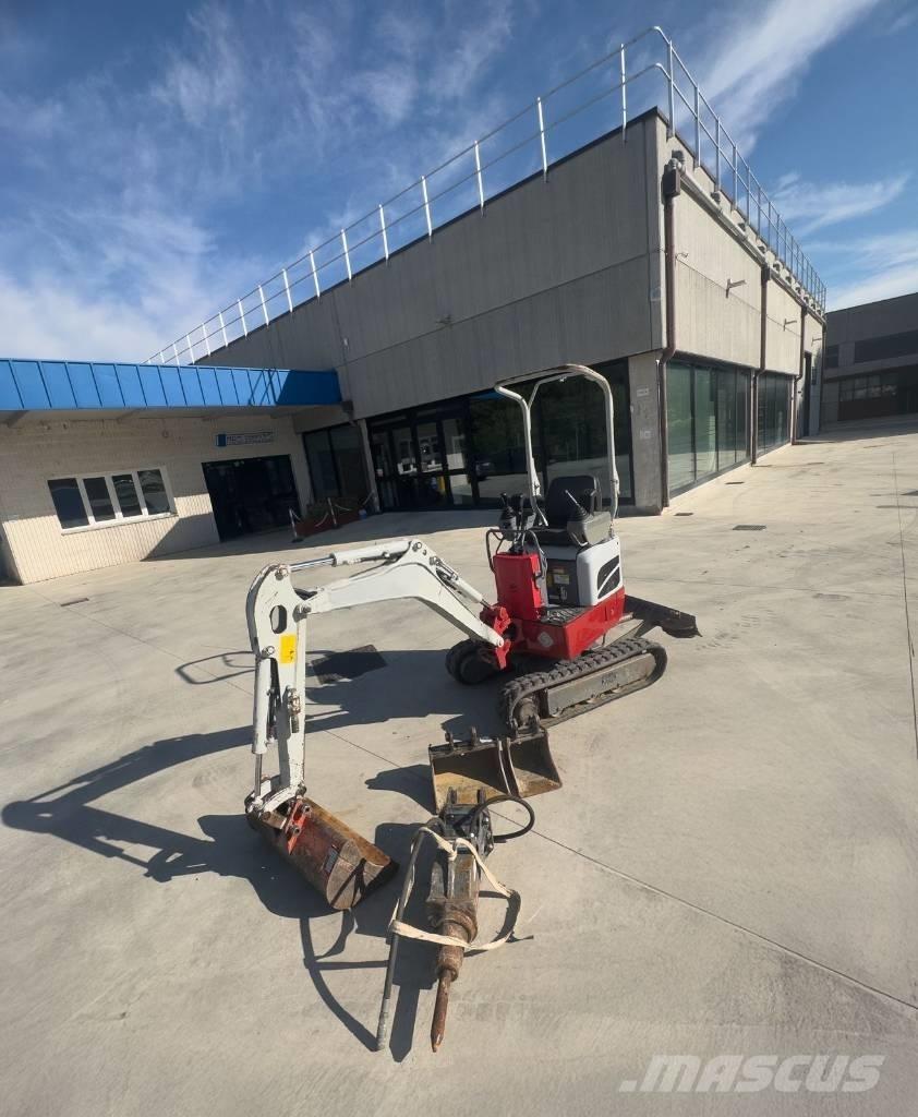 Takeuchi TB 210 R 小型挖土機/掘鑿機<7t(小型挖掘機)