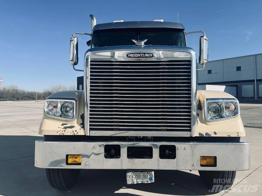 Freightliner 122 SD 曳引機組件