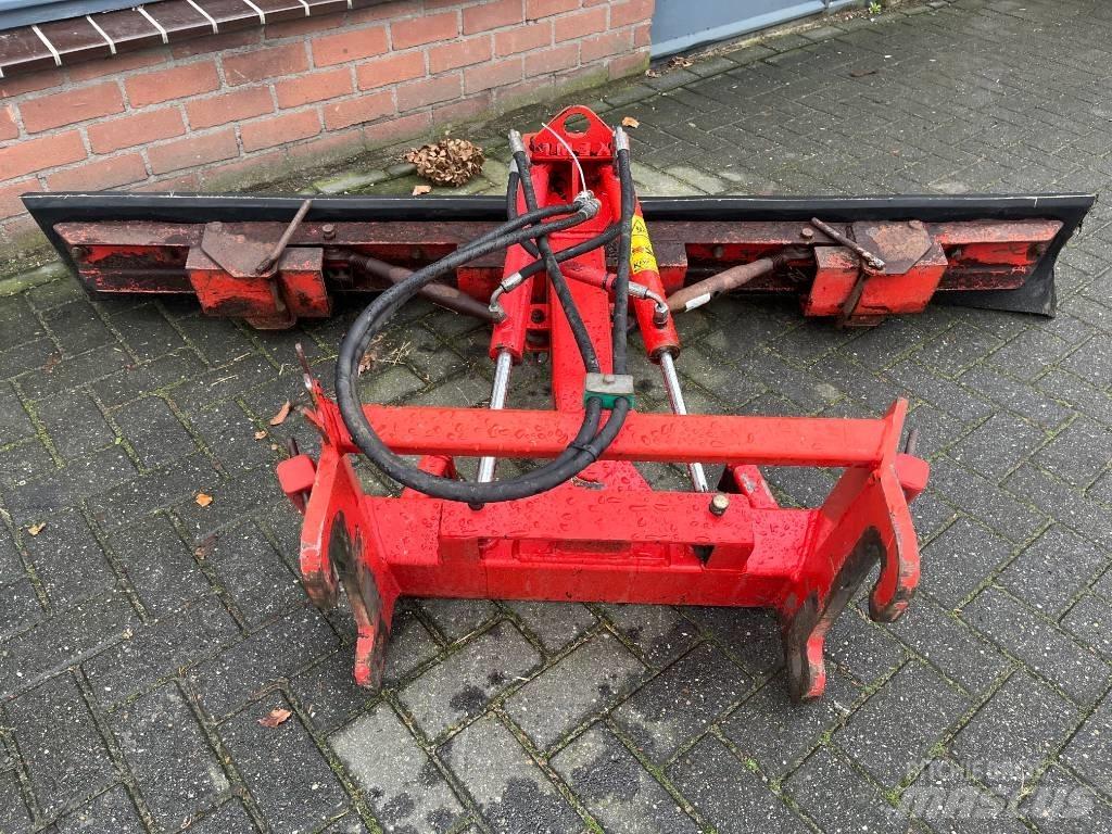 Kemp 2200 voerschuif 倉儲卸載設備