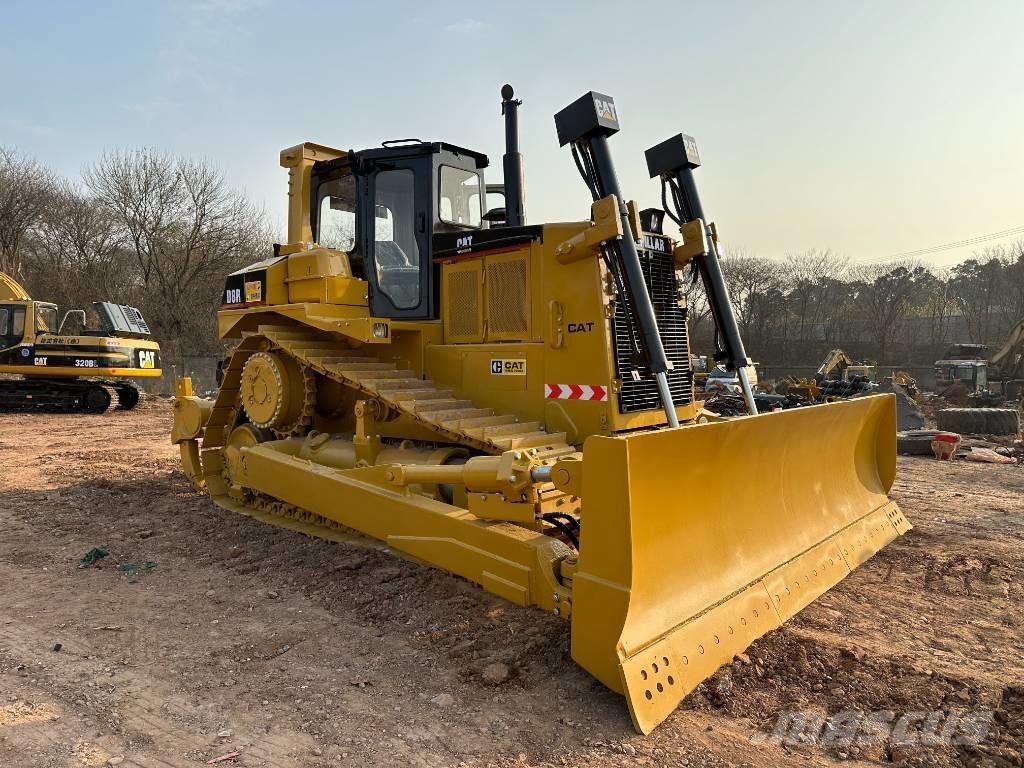 CAT D 8 R 履帶推土機