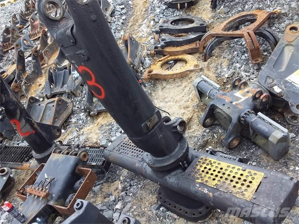 Ponsse K121m 運送起重機