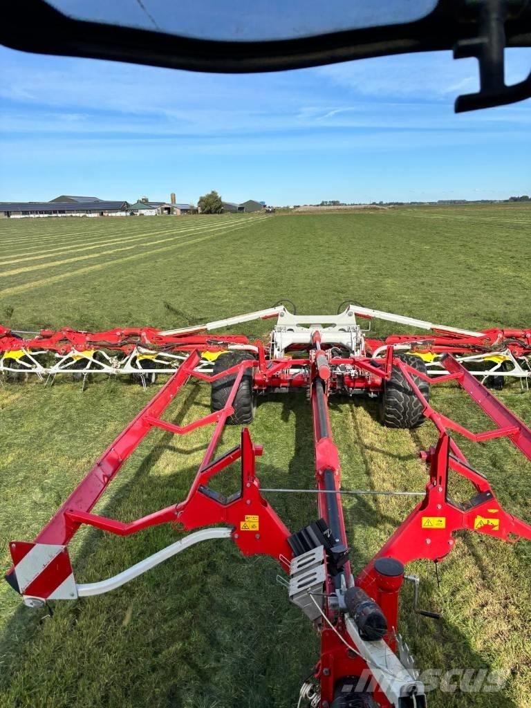 Pöttinger HIT 16-18 耙與翻草機