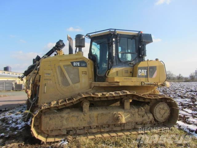 CAT D 7 E 履帶推土機