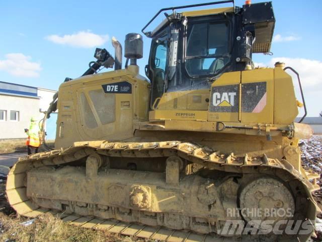 CAT D 7 E 履帶推土機