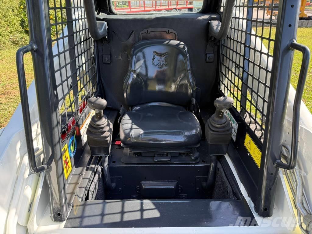 Bobcat T 190 推土機