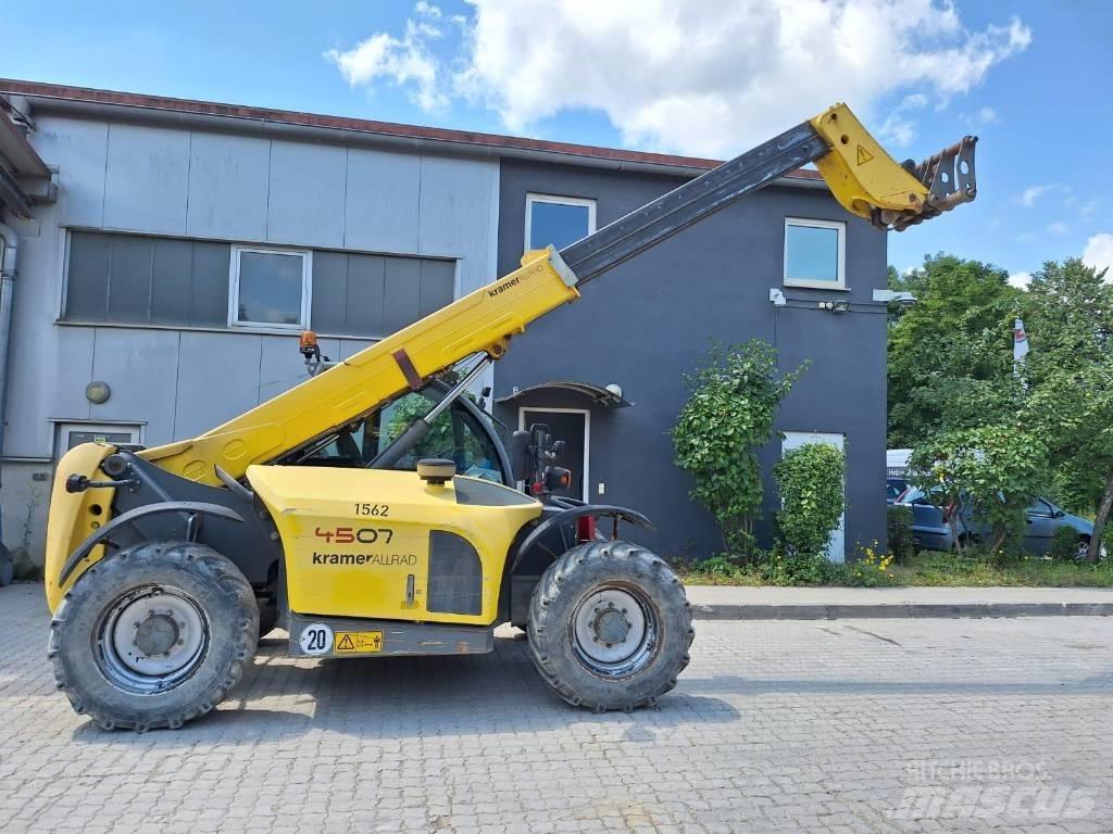Kramer 4507 伸縮臂操作車
