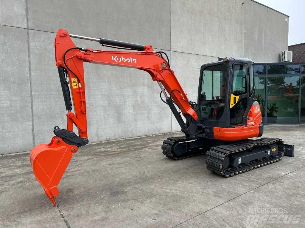 Kubota KX155-3 小型挖土機/掘鑿機<7t(小型挖掘機)