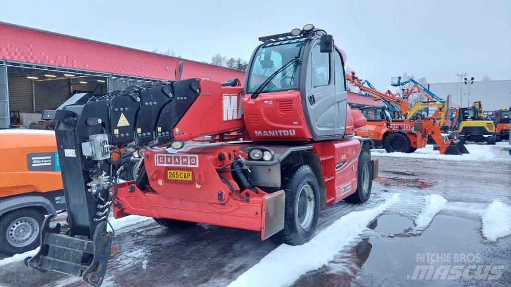 Manitou MRT 3050 伸縮臂操作車
