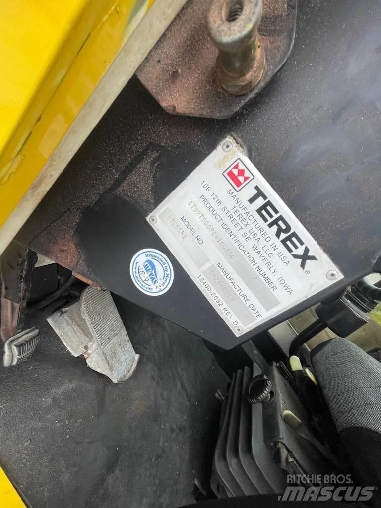 Terex RT555-1 越野起重機
