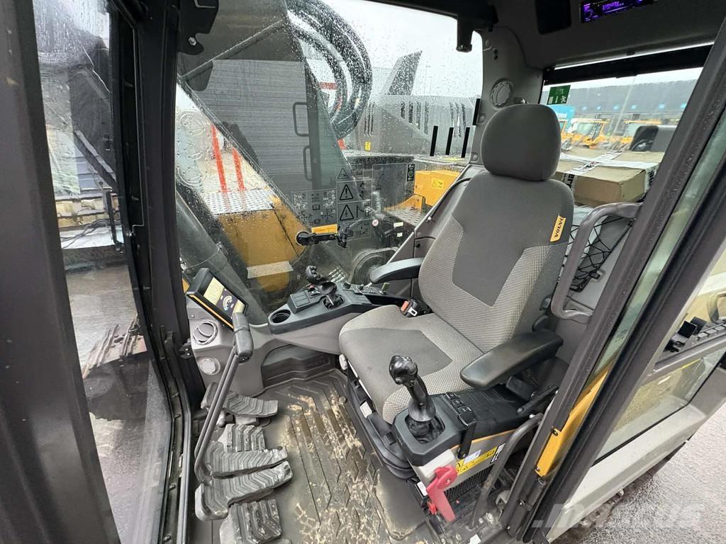 Volvo ECR235EL 特殊挖土機/掘鑿機/挖掘機