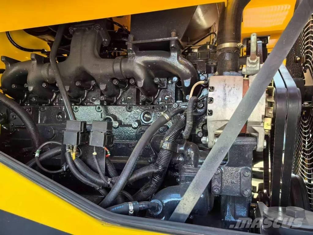 Komatsu WA 470 輪胎式裝載機