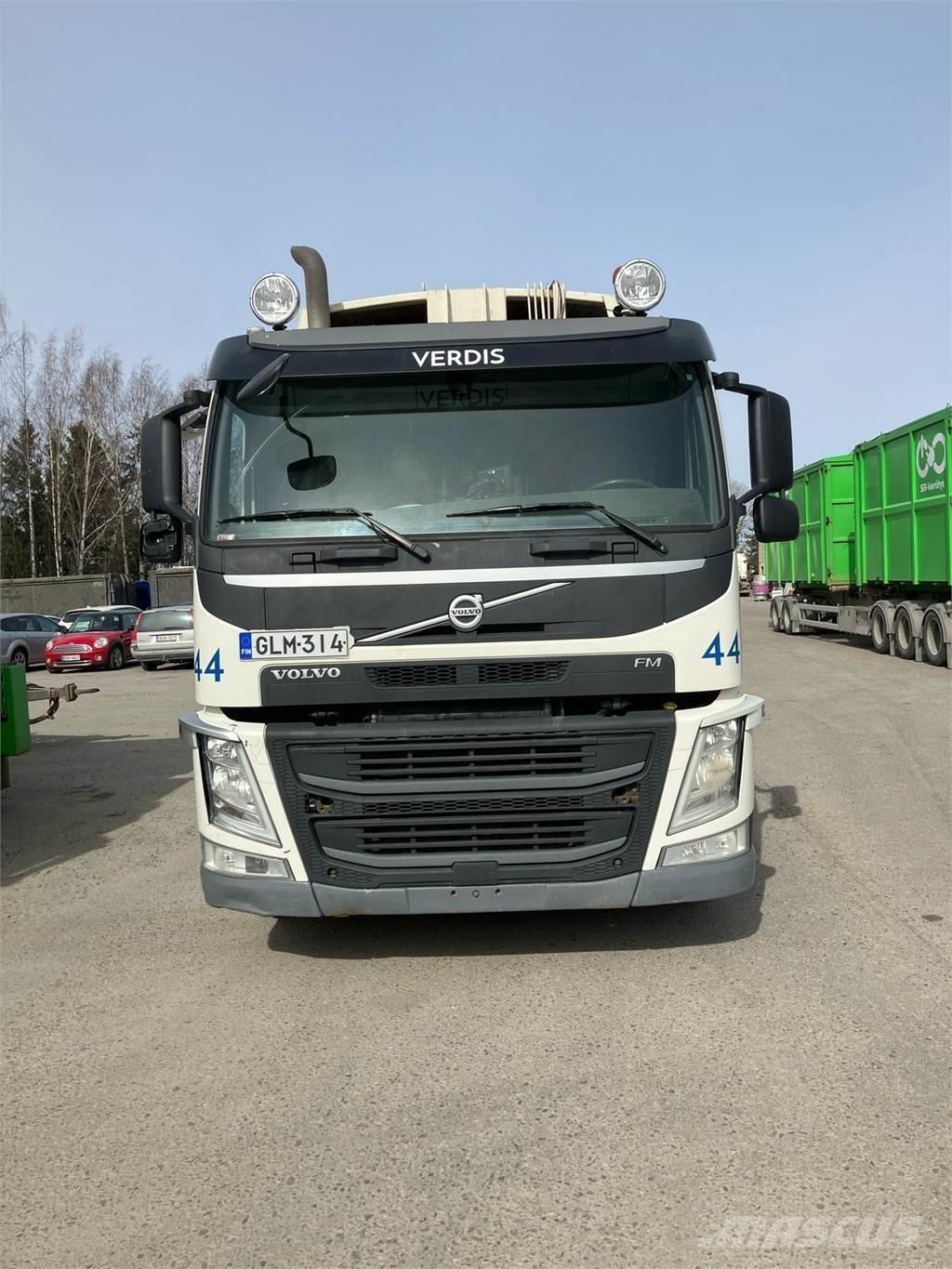 Volvo FM330 垃圾車