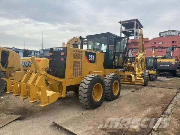 CAT 140 K 平土機