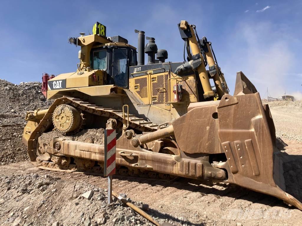 CAT D 11 T 履帶推土機