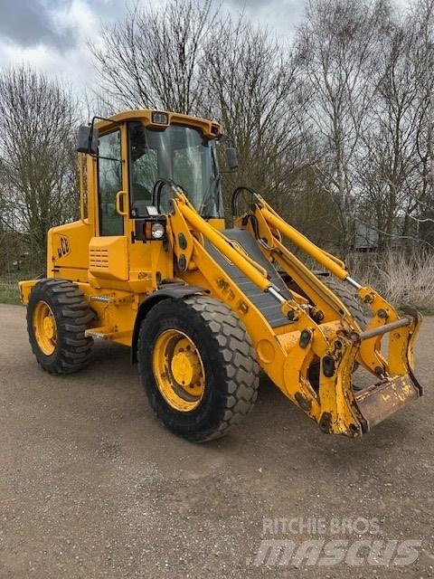 JCB 411 B 輪胎式裝載機