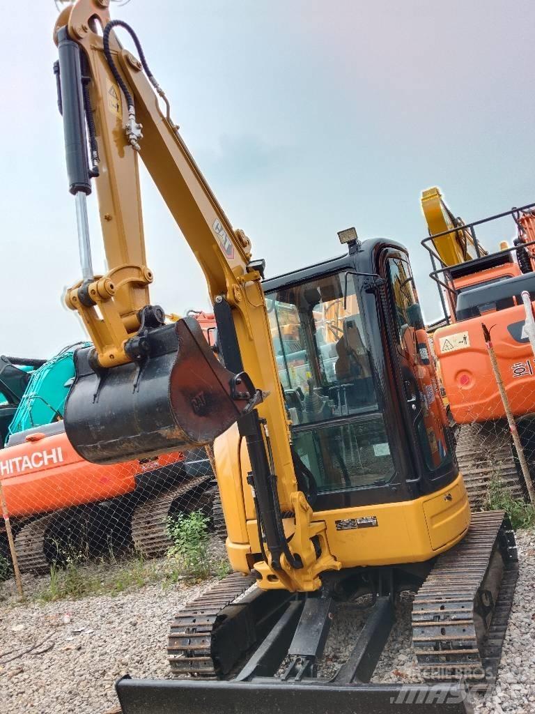 CAT 303.5 E CR 小型挖土機/掘鑿機<7t(小型挖掘機)