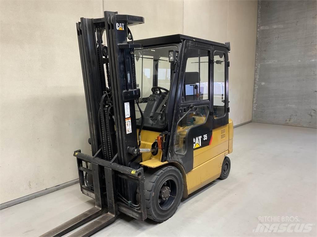 CAT EP35K-PAC 電動堆高機