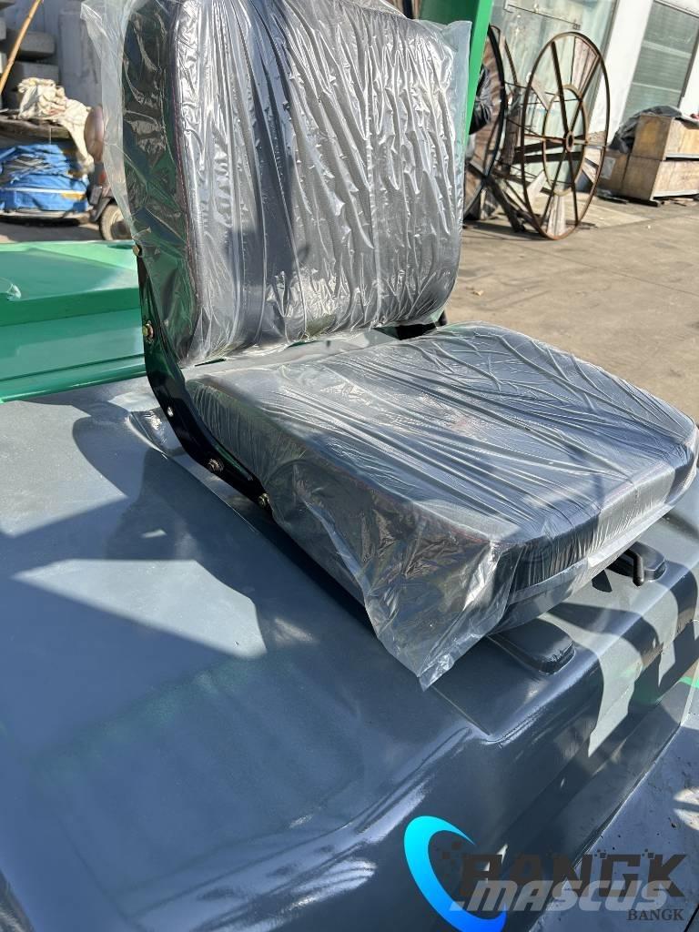 Mitsubishi FD30NT 柴油卡車