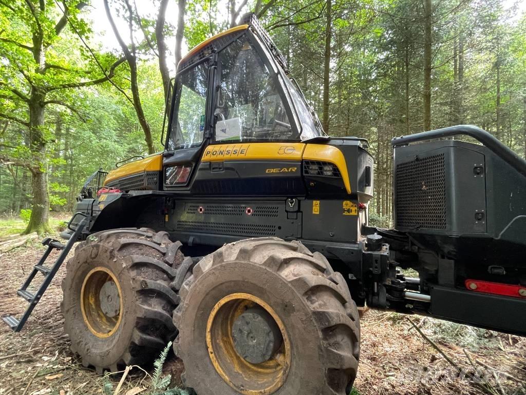 Ponsse Bear 8W 收穫機