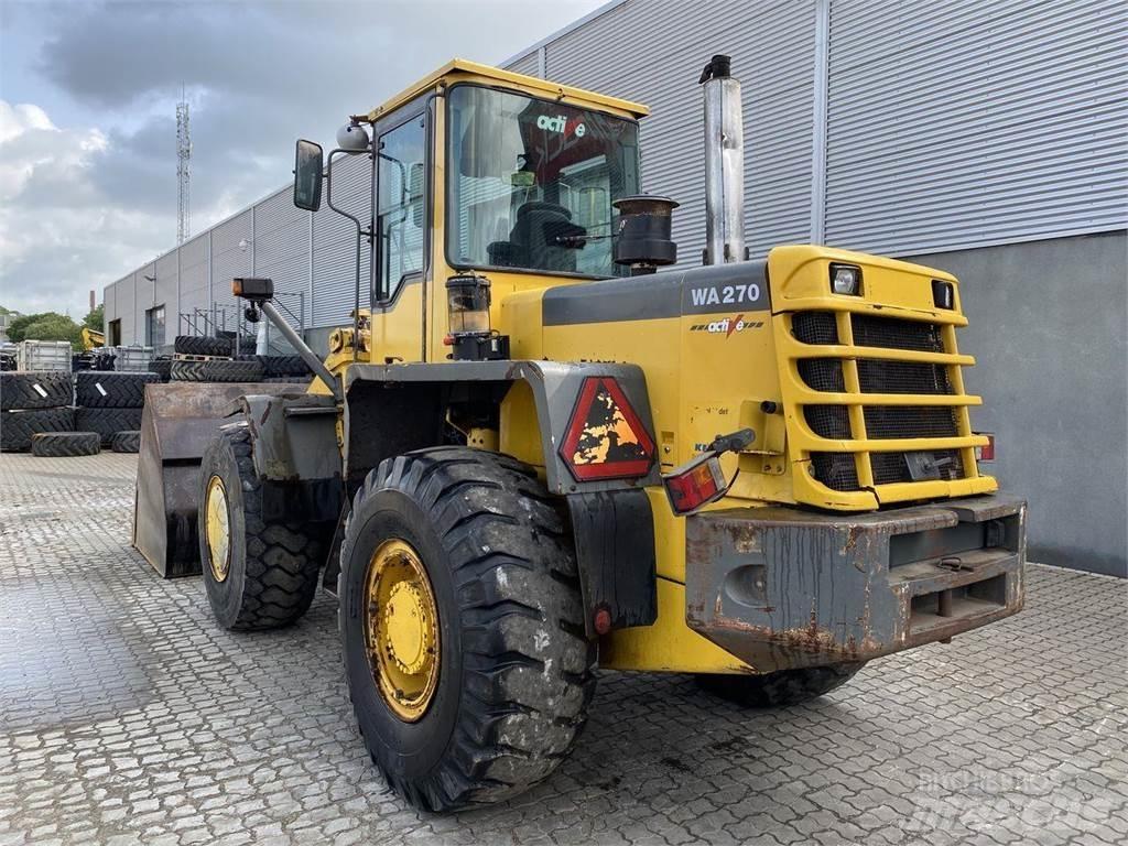 Komatsu WA270-3 輪胎式裝載機