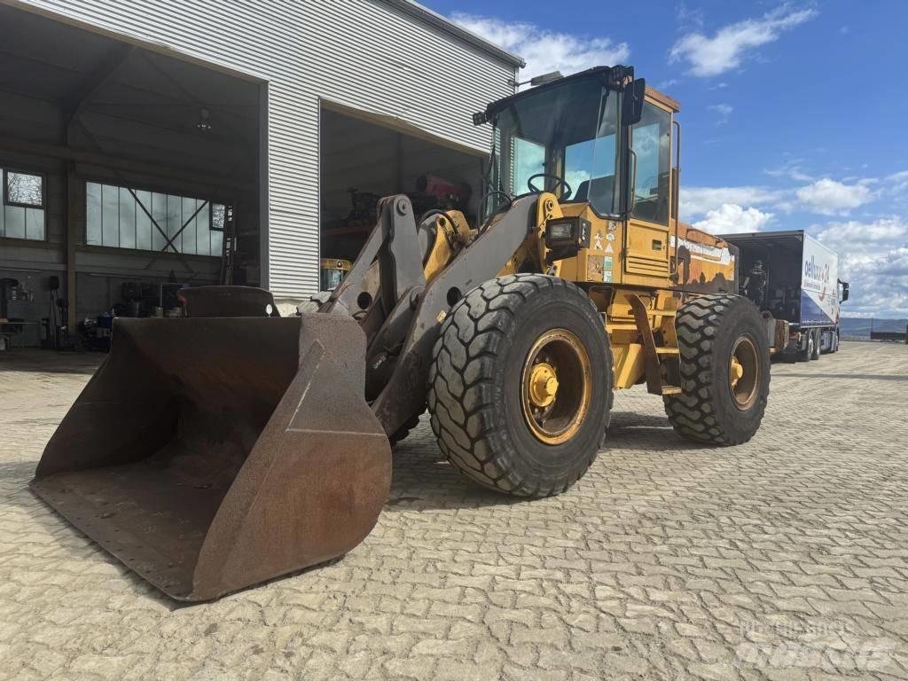 Volvo L 70 C 輪胎式裝載機