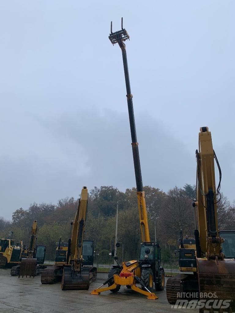 JCB 540-140 伸縮臂操作車