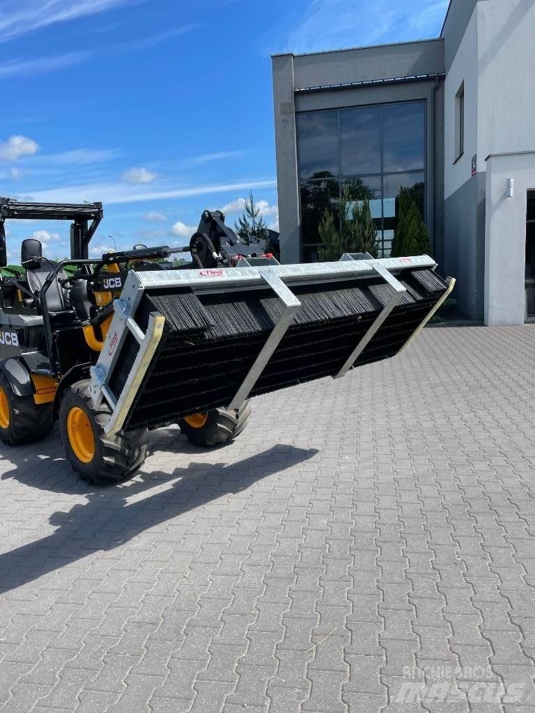 Fliegl Zamiatarka 其他農業機械
