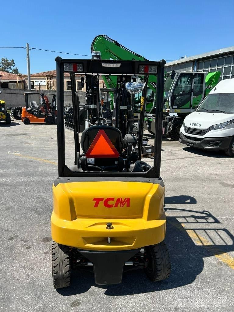 TCM FB20L-E4 電動堆高機