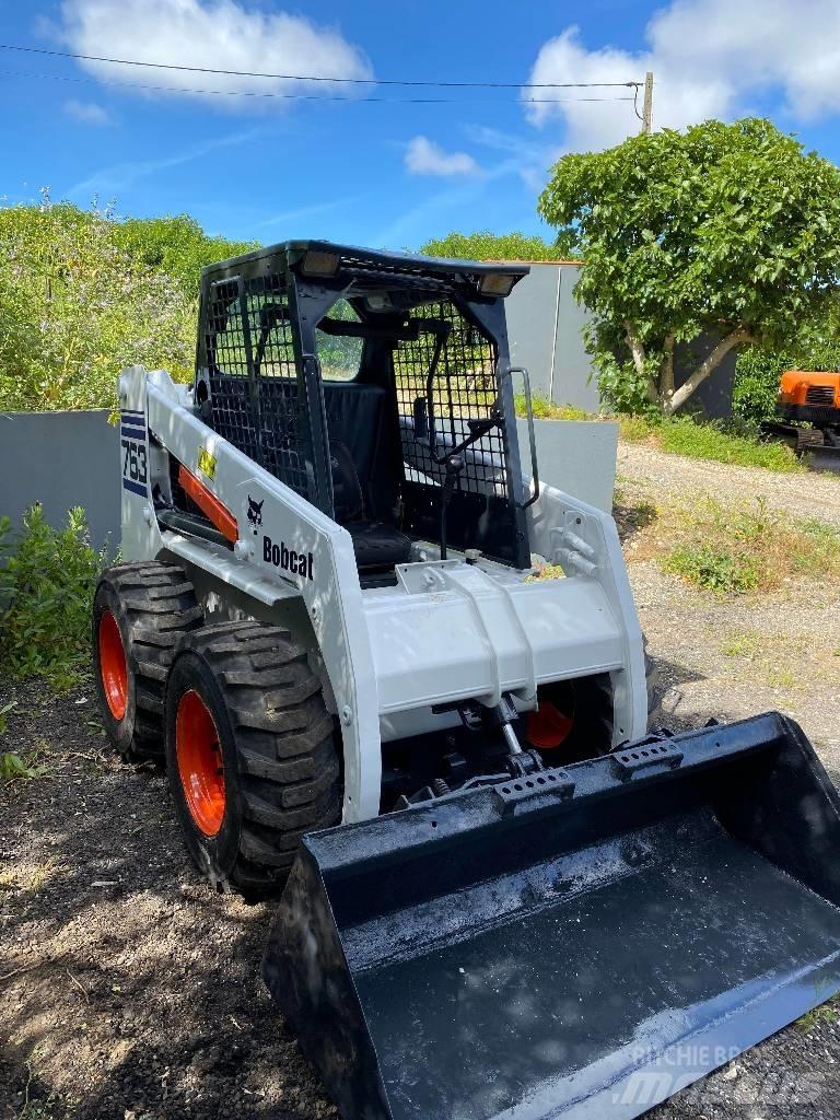 Bobcat 763 小型裝載機
