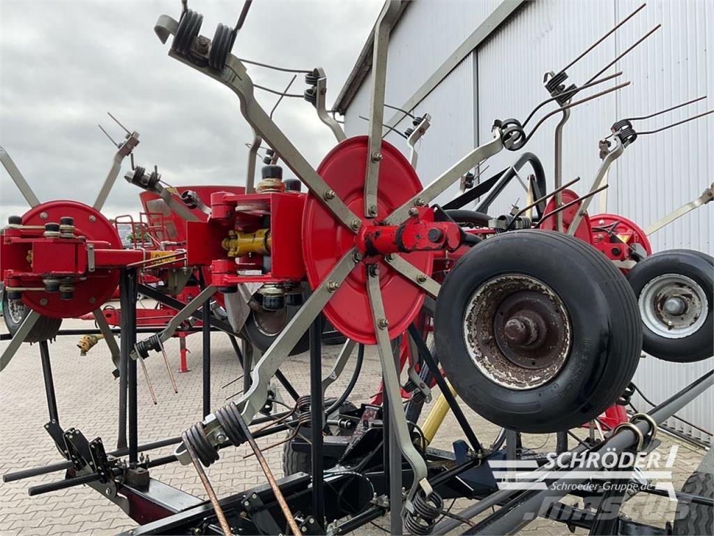 Fella TH 11008 T 耙與翻草機