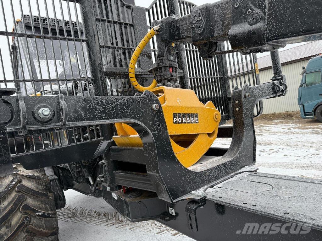 Ponsse Elephant 集運機