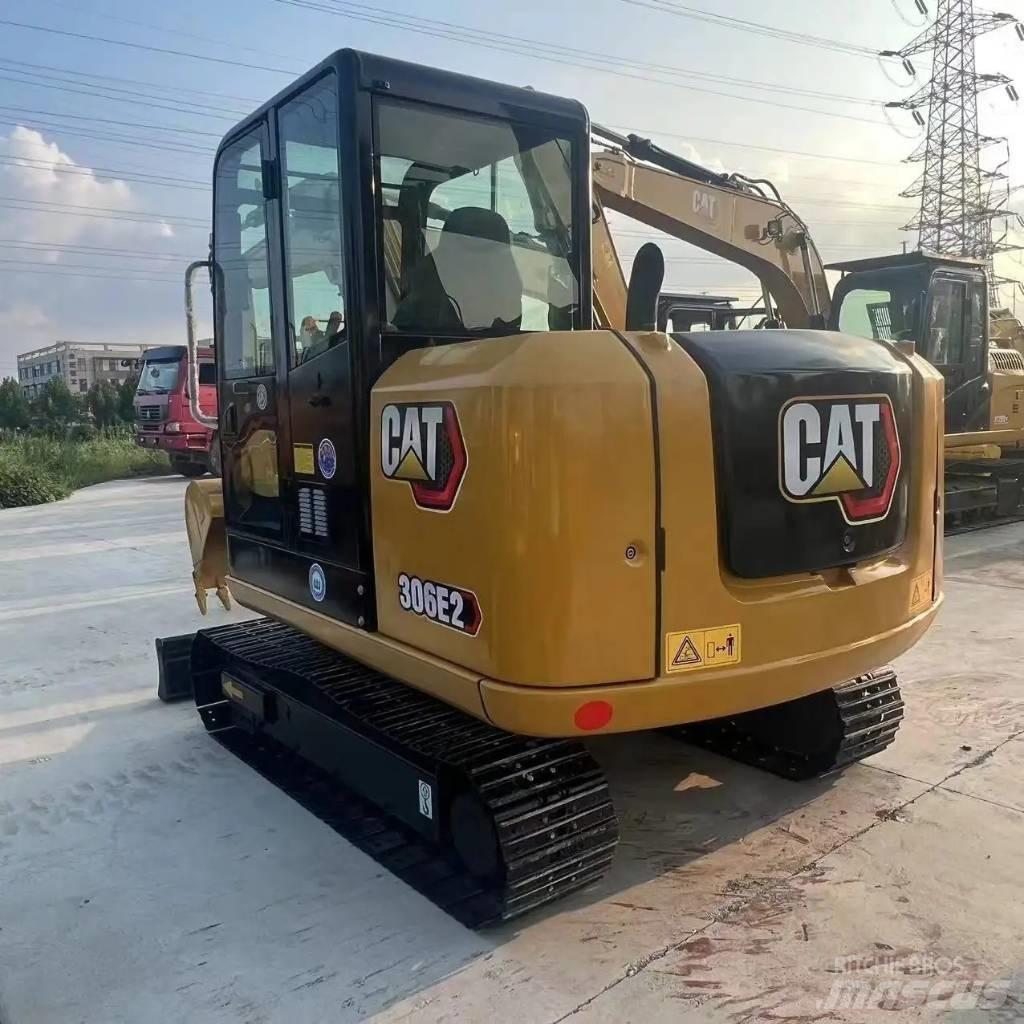 CAT 306 E2 小型挖土機/掘鑿機<7t(小型挖掘機)