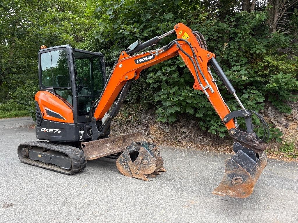 Doosan DX 27 Z 小型挖土機/掘鑿機<7t(小型挖掘機)
