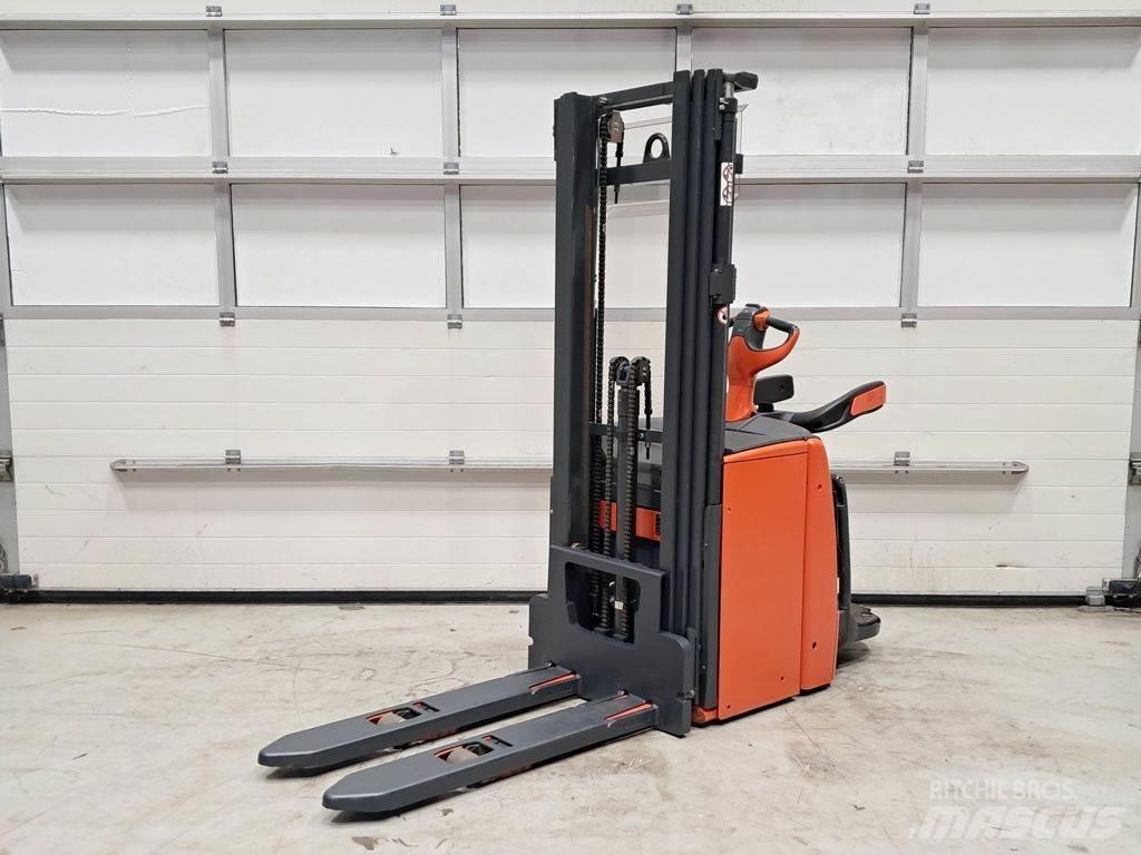 Linde L14 AP 行走控制式堆積機