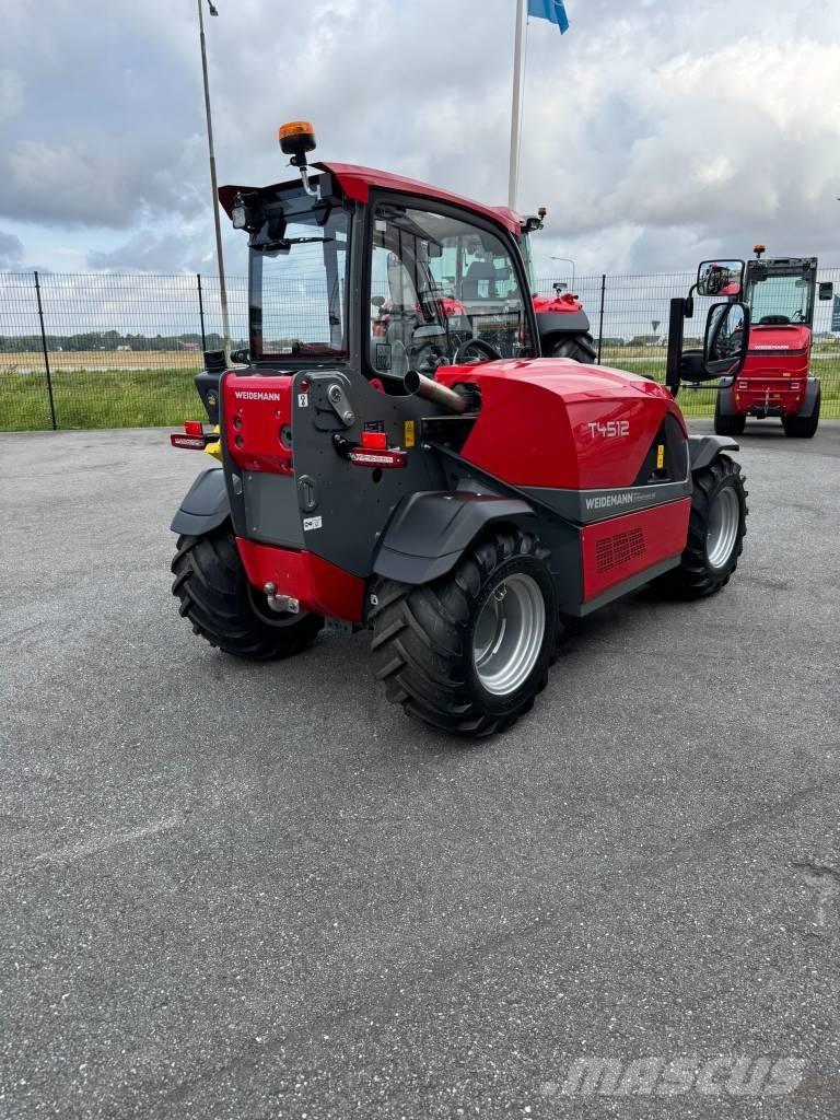 Weidemann T4512 伸縮臂操作車