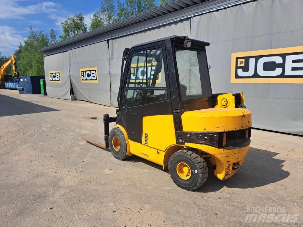 JCB TLT 30D 柴油卡車