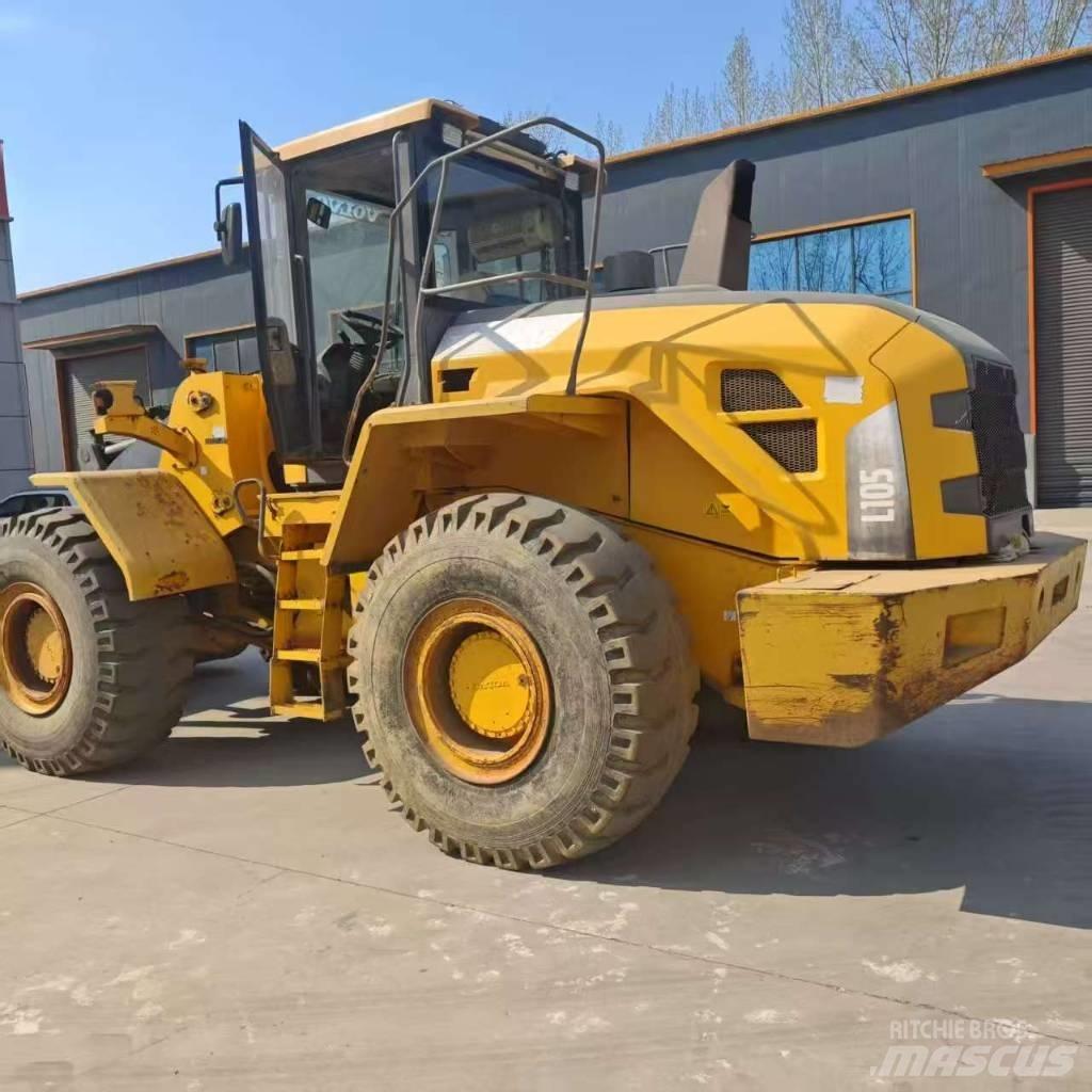 Volvo L 105 輪胎式裝載機