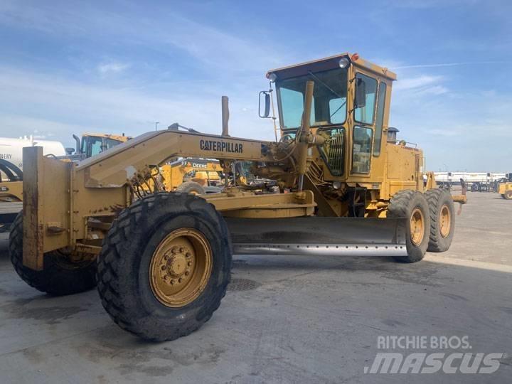 CAT 140 G 平土機