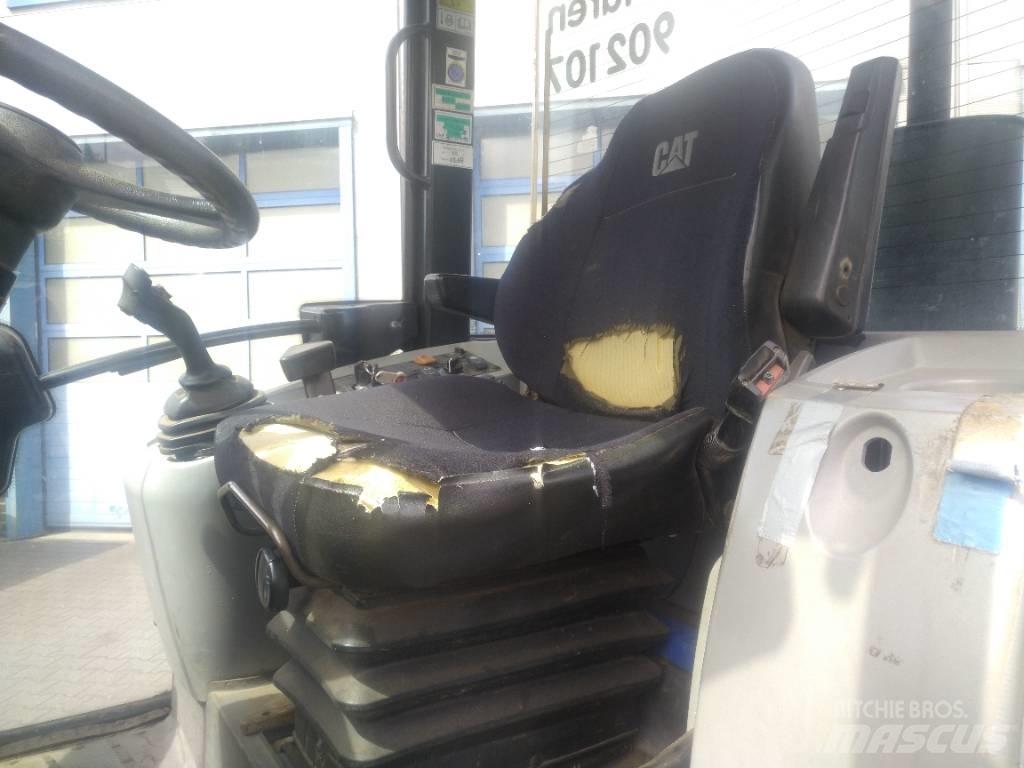 CAT 907 H 輪胎式裝載機