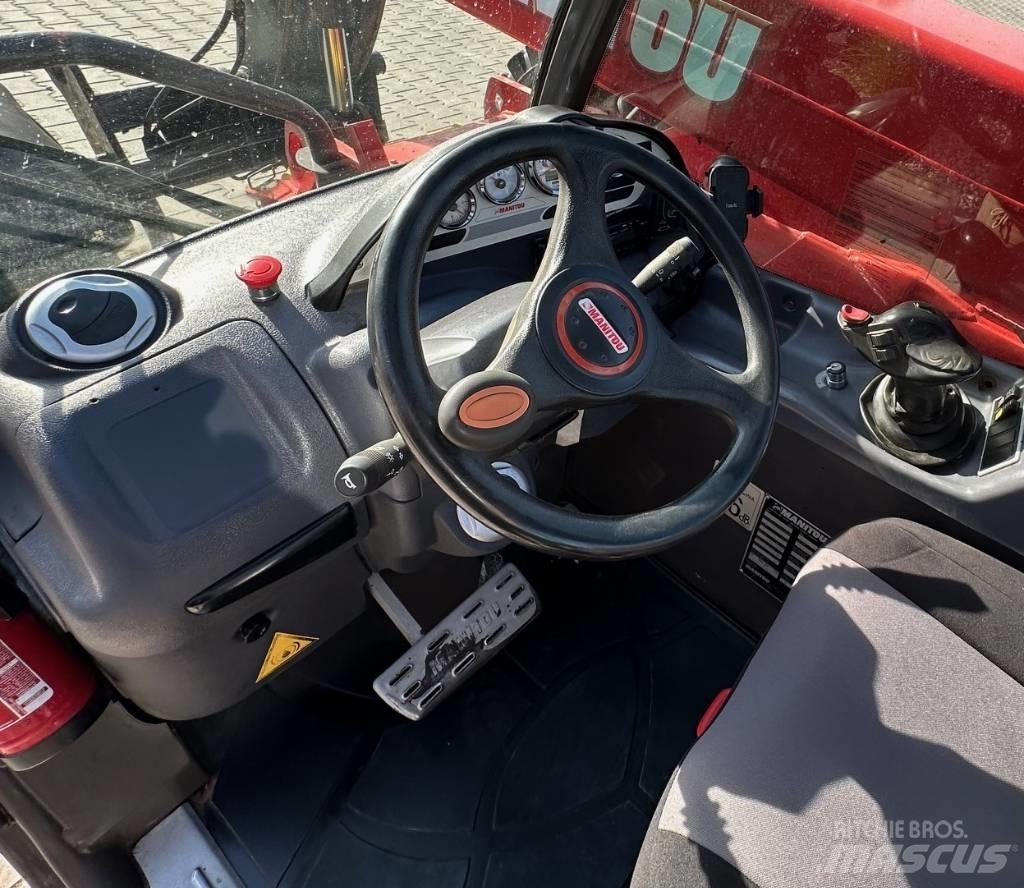 Manitou MVT 730 伸縮臂操作車