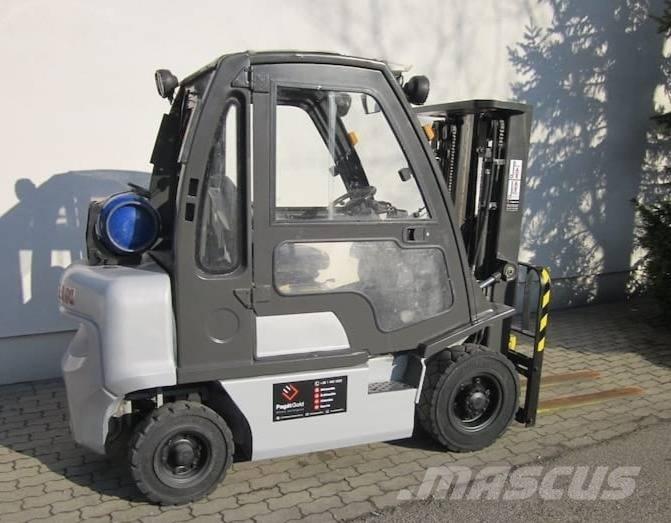Nissan DX25LPG 液化石油氣LPG卡車