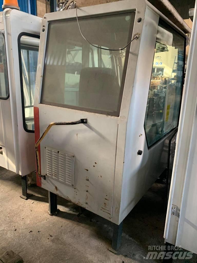 O&K Pms III 駕駛室與內部