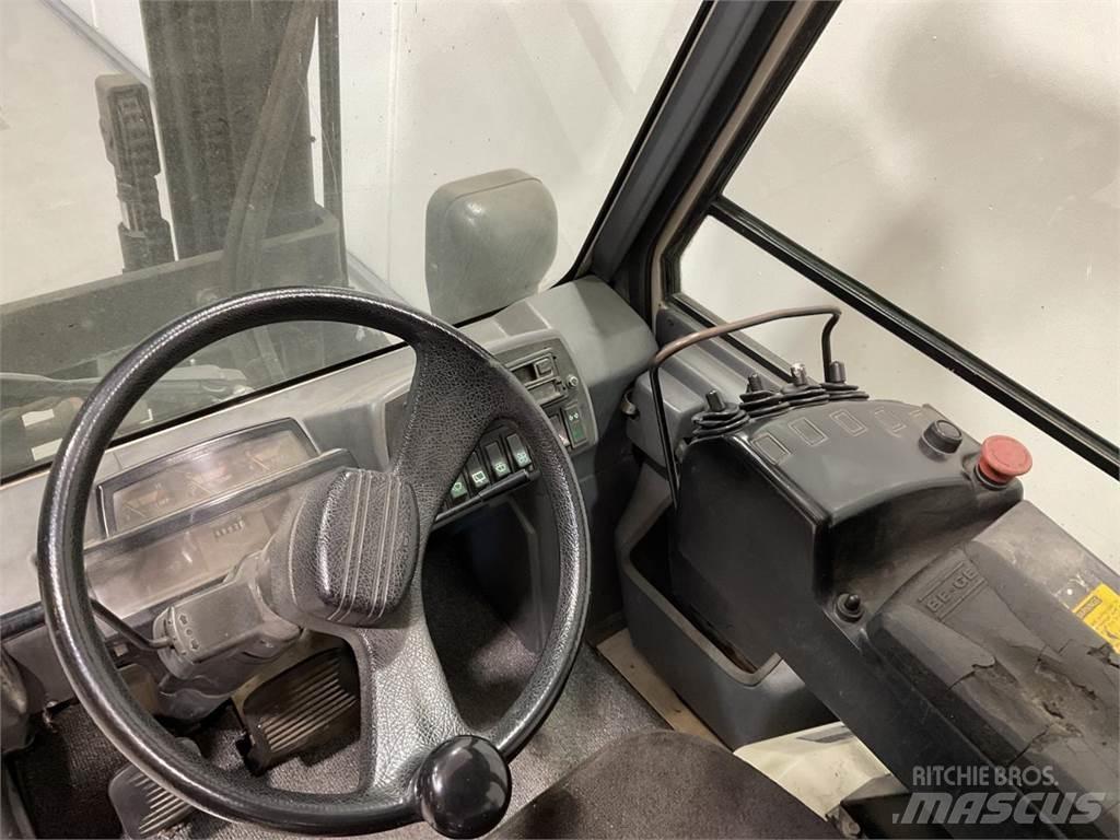 CAT DP35A 柴油卡車