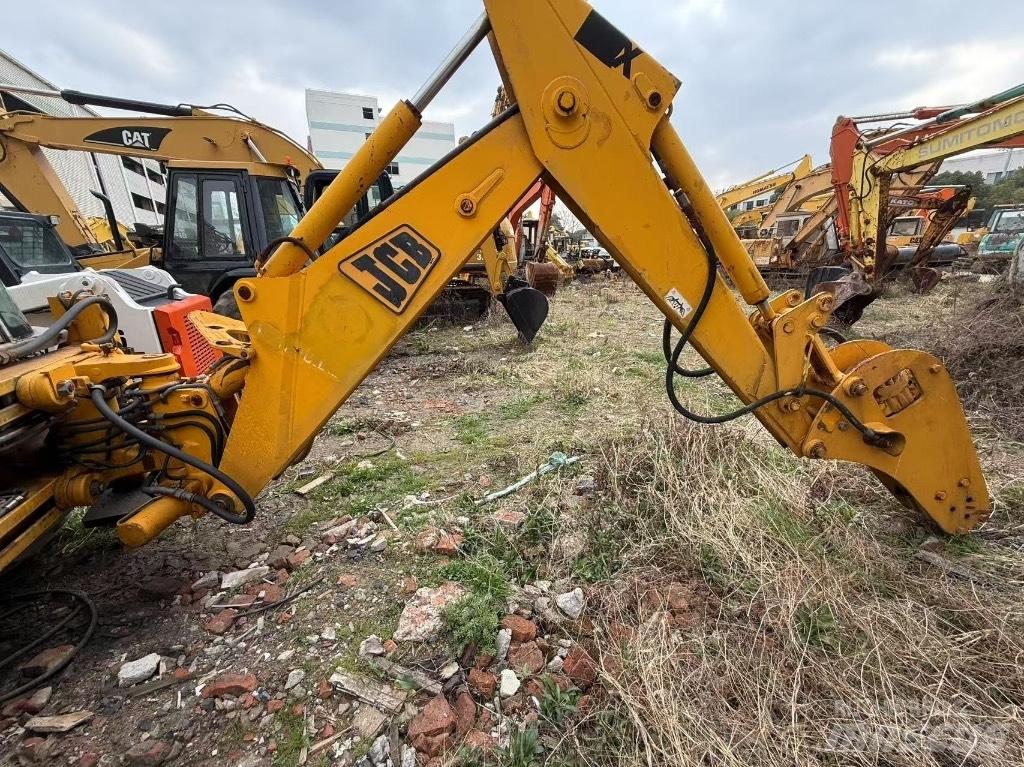 JCB 3 CX 反鏟裝載機