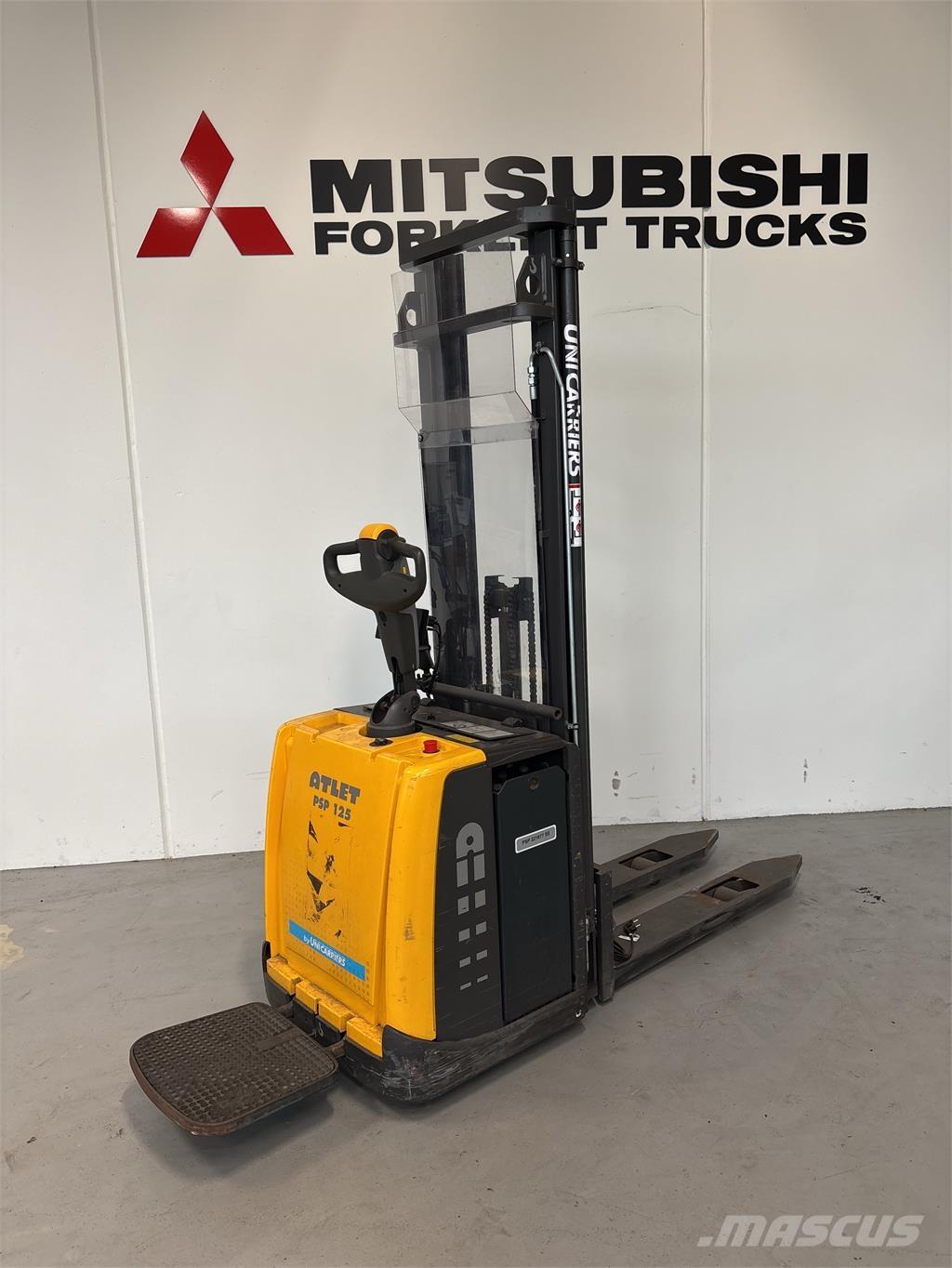 Atlet PSP125 自走式堆積機