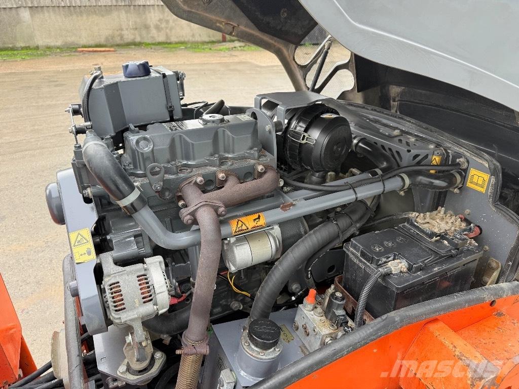 Hamm HD 12 VV 雙輪滾壓機