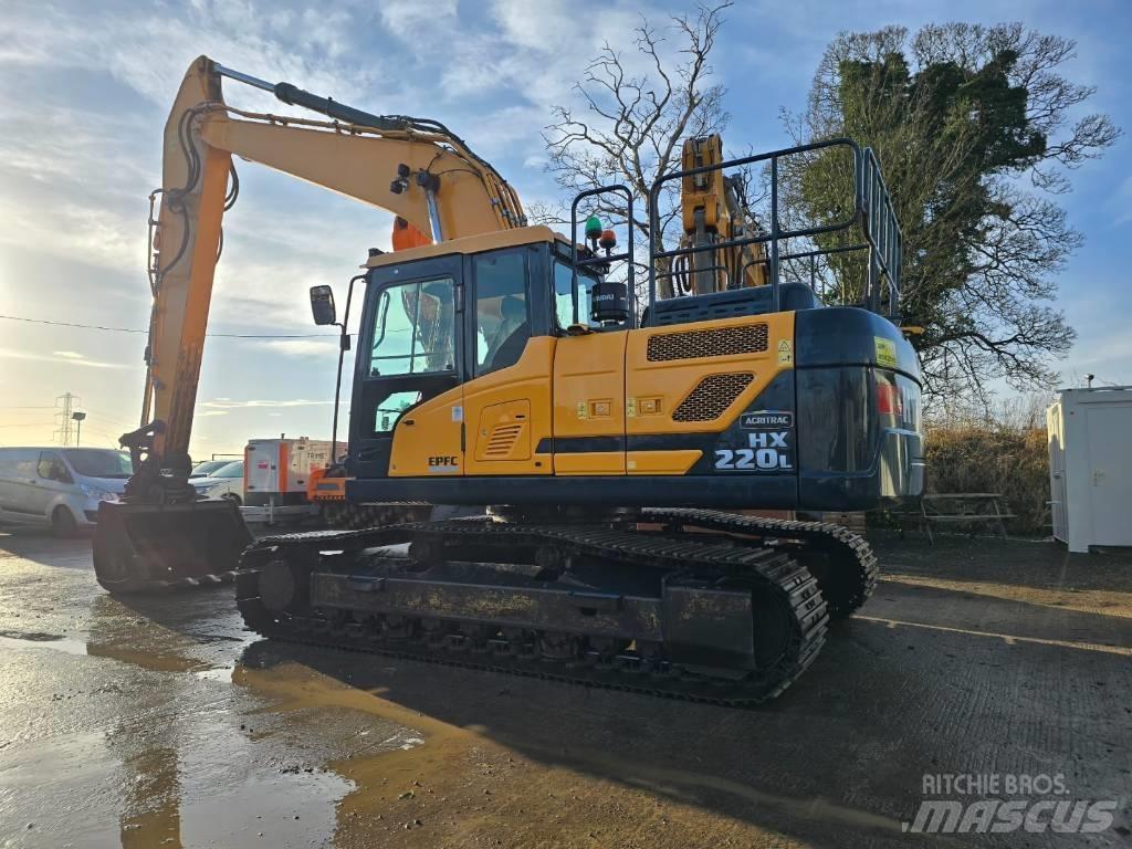 Hyundai HX220L 履帶式 挖土機/掘鑿機/挖掘機